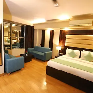 https://hotel-palm-grand-naraina-new-delhi-couple-friendly.top-gurgaonhotels.com