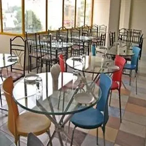 https://hotel-delux-plaza.agrahotelsindia.net